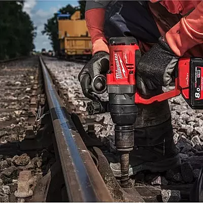 MIlwauke M18 FUEL™ ONE-KEY™ 1-инчен ударен клуч со висок вртежен момент MIlwauke M18 FUEL™ ONE-KEY™ 1-инчен ударен клуч со висок вртежен момент