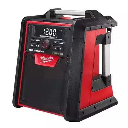 Milwaukee M18™ радио и полнач со Bluetooth®